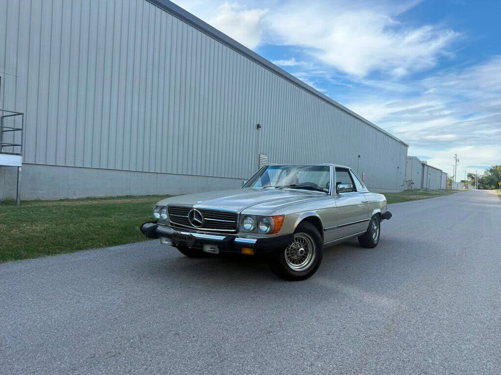 1985 MERCEDES-BENZ 380