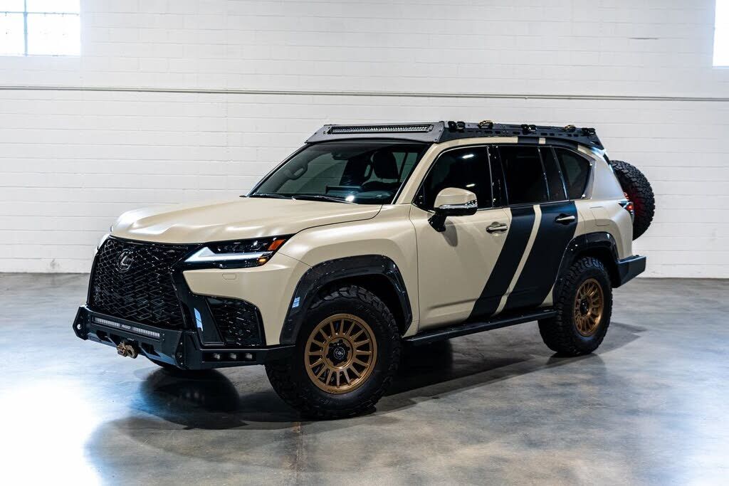 2024 LEXUS LX