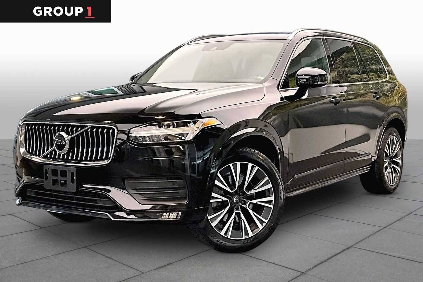 2022 VOLVO XC90