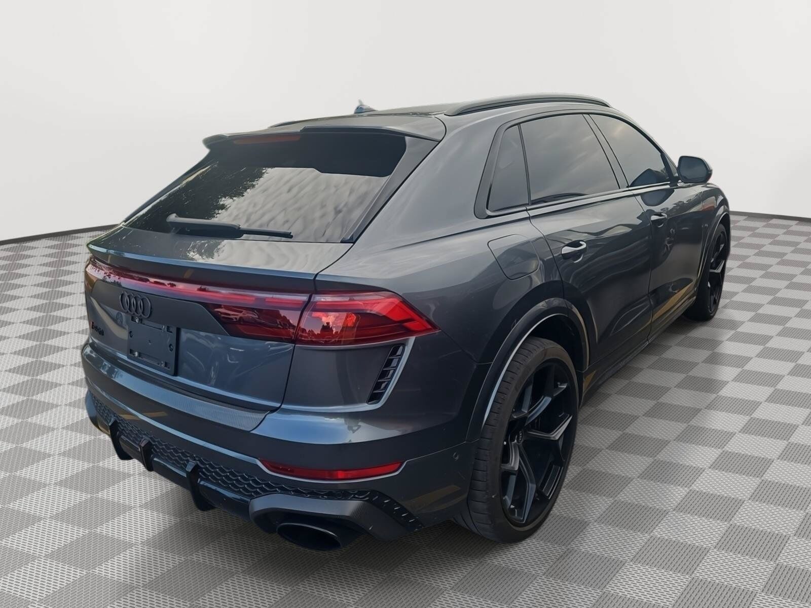 2025 Audi RS Q8