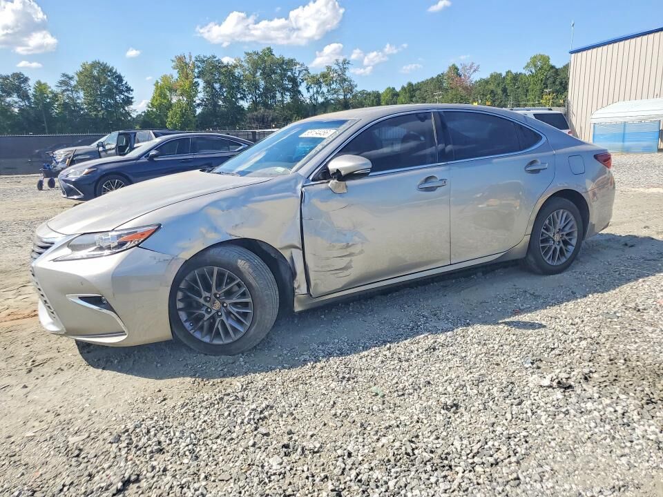 2018 LEXUS ES