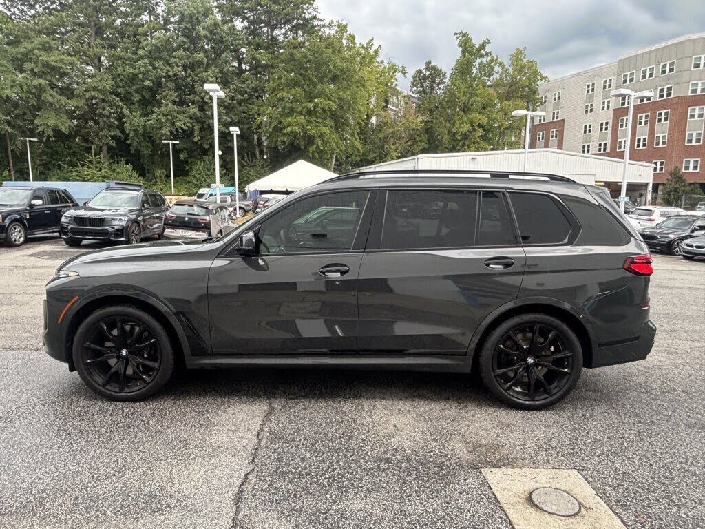 2026 BMW X7