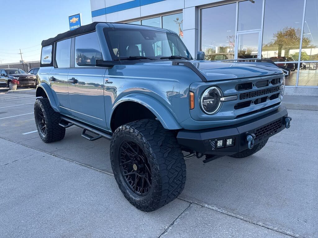 2022 FORD Bronco