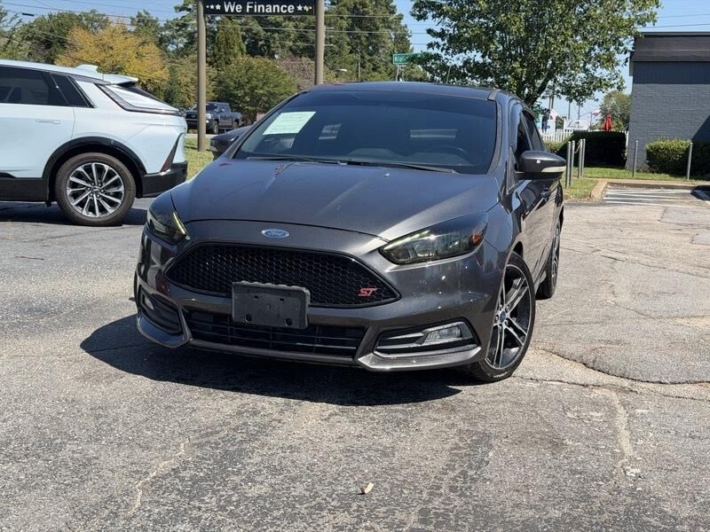 2016 FORD Focus