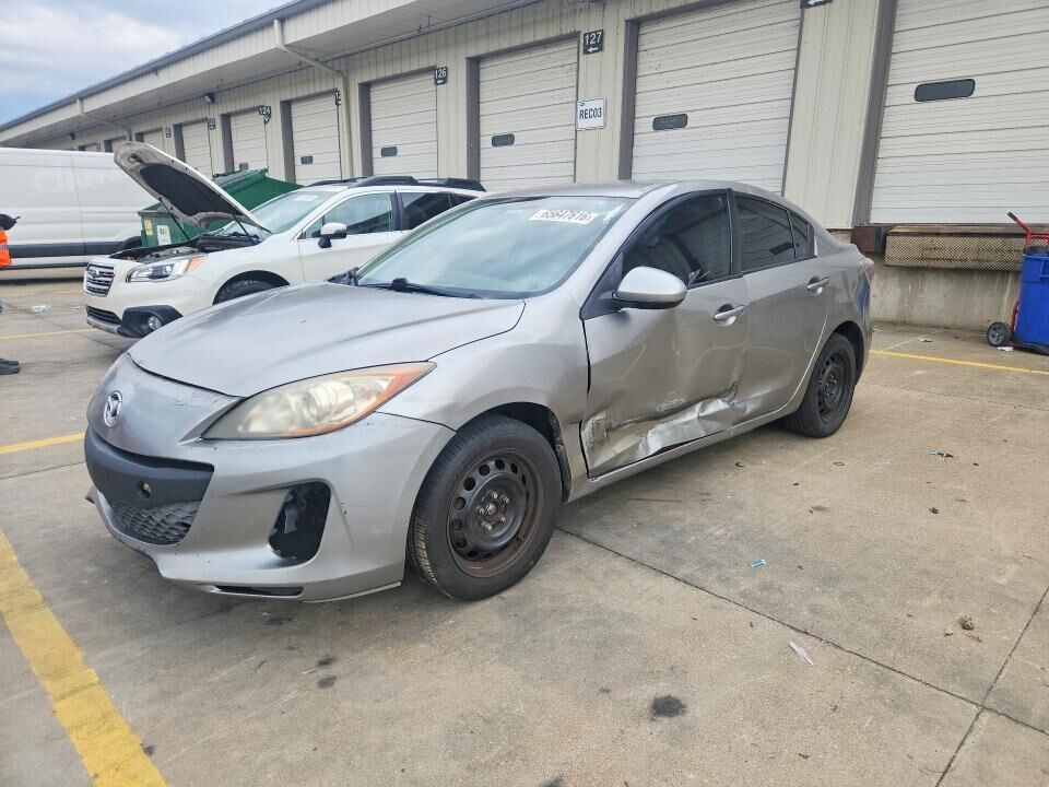 2013 MAZDA Mazda3