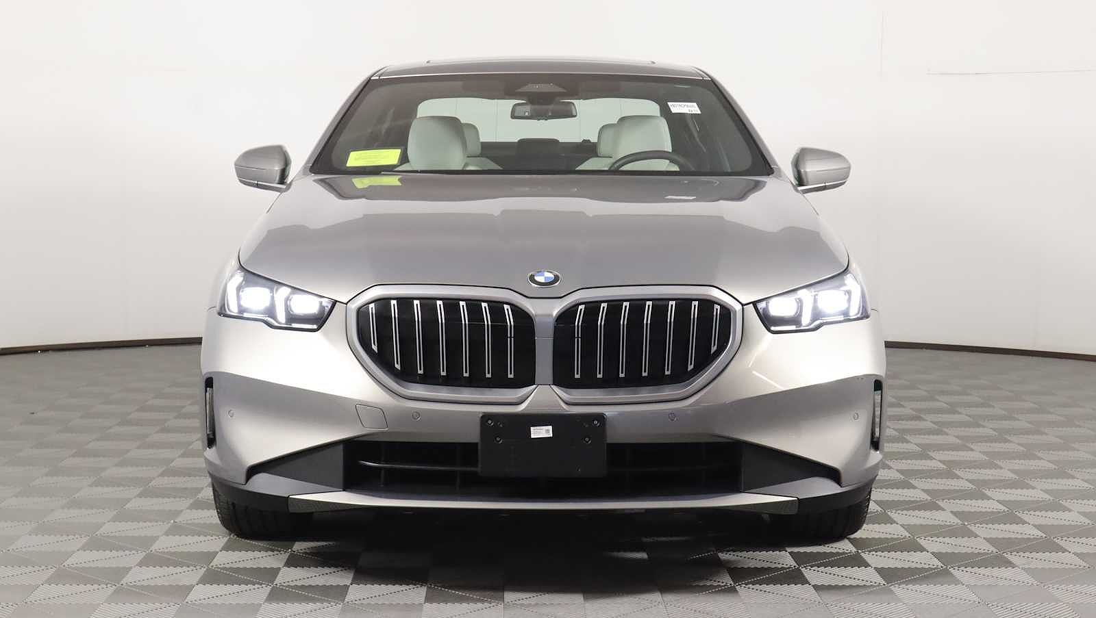 2024 BMW 530i