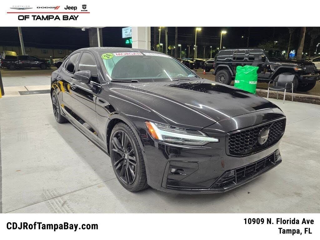 2024 VOLVO S60