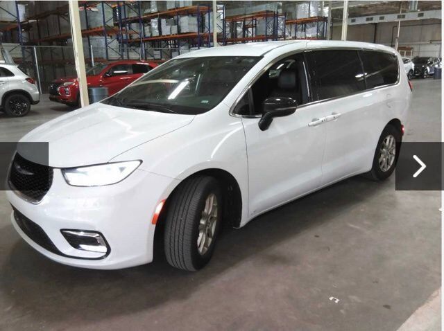 2025 CHRYSLER Pacifica