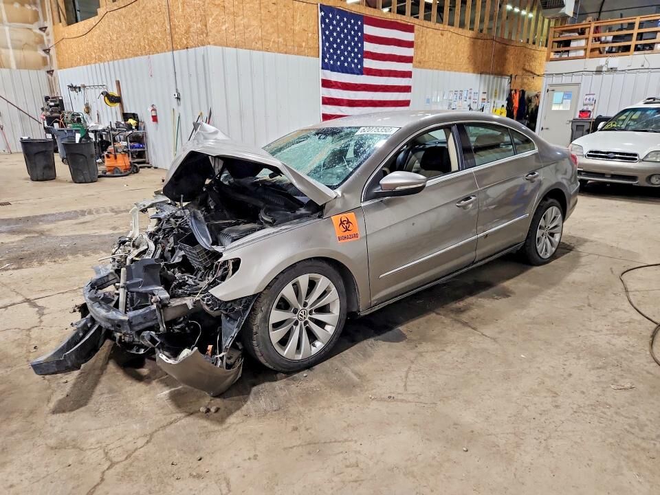 2011 VOLKSWAGEN Passat