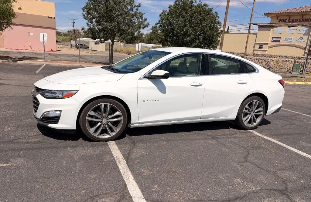 2024 CHEVROLET Malibu