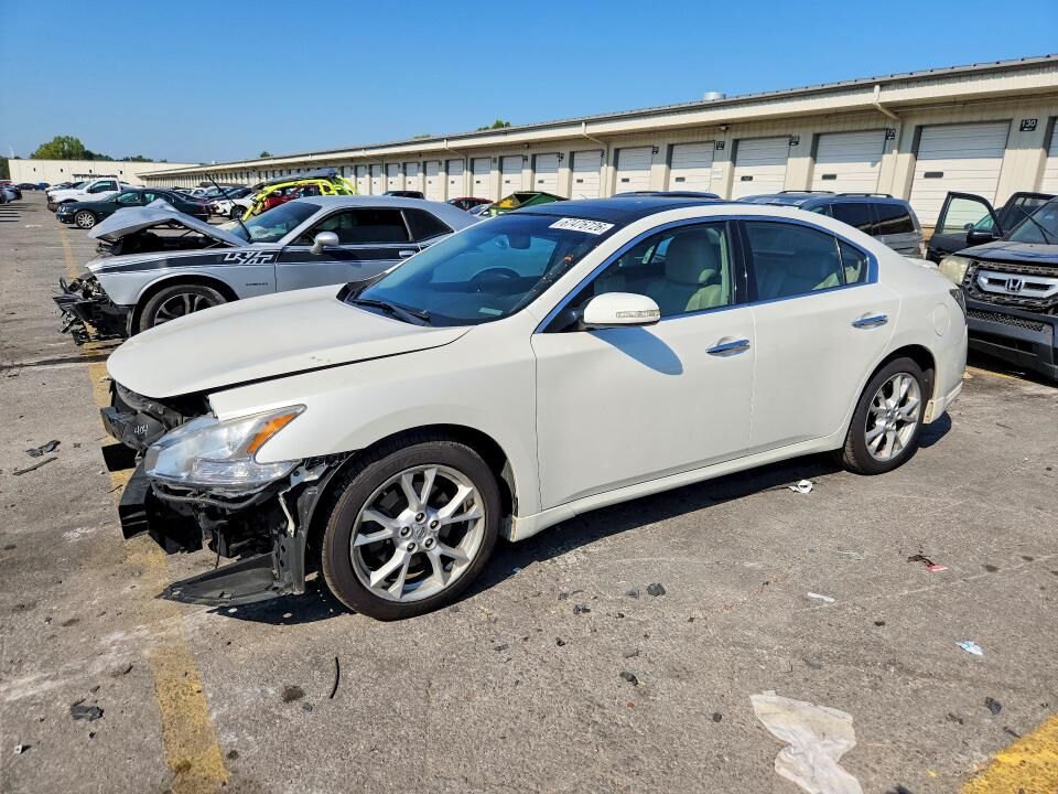 2014 NISSAN Maxima