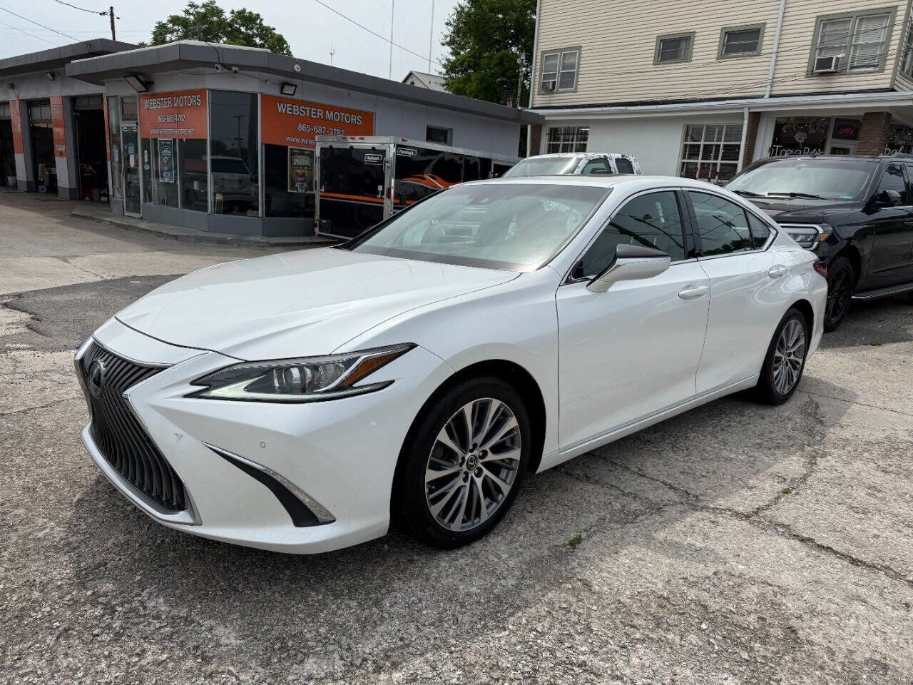 2020 Lexus ES
