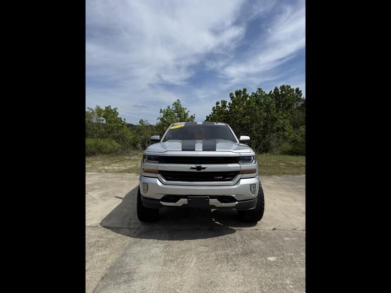2018 CHEVROLET Silverado