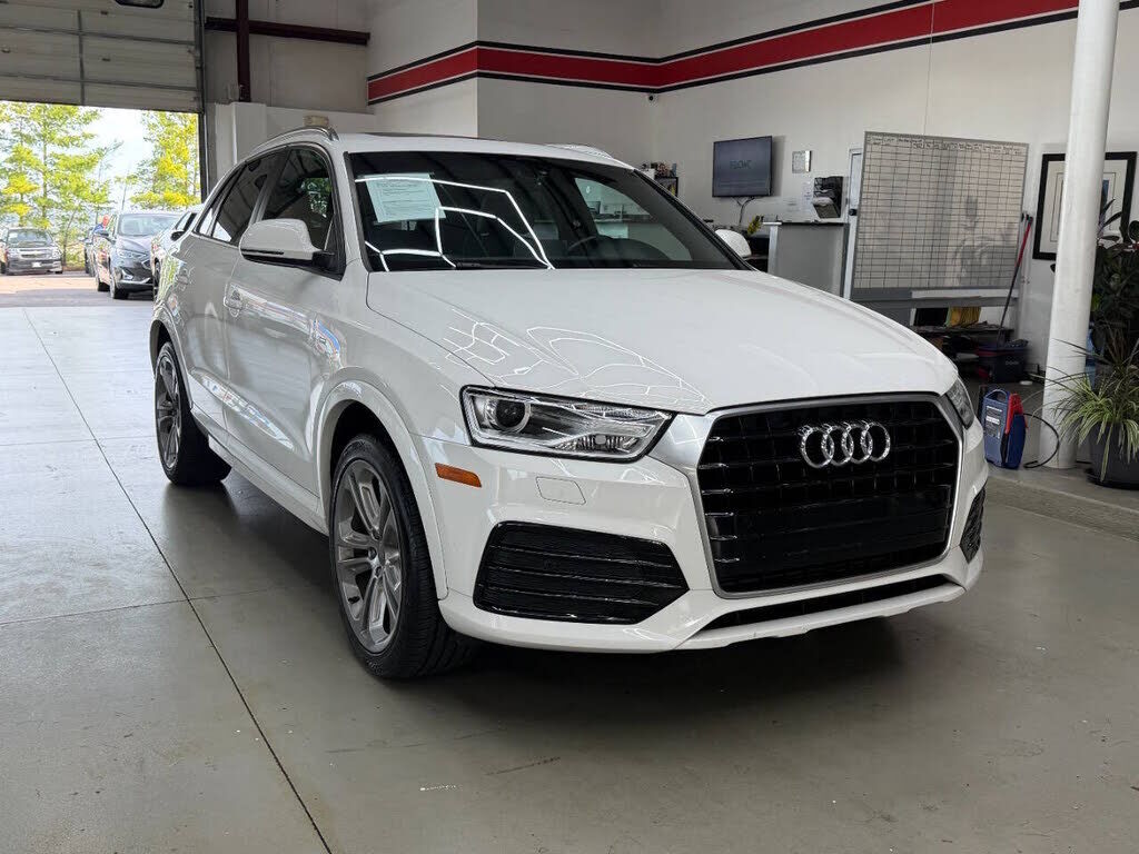 2018 AUDI Q3