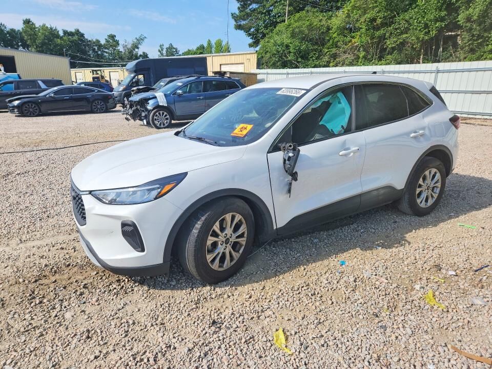 2024 FORD Escape