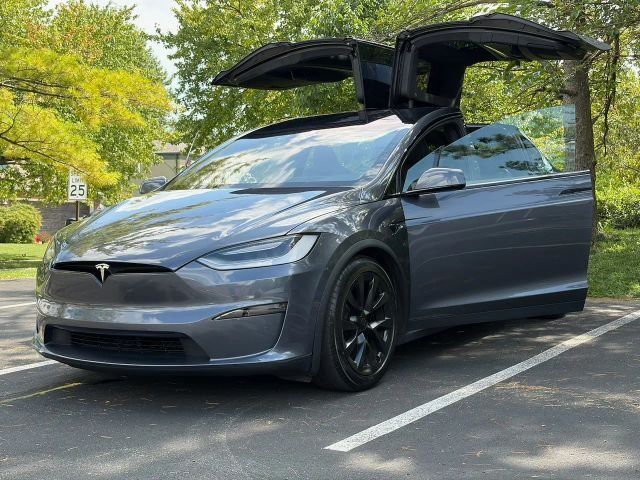 2023 TESLA Model X