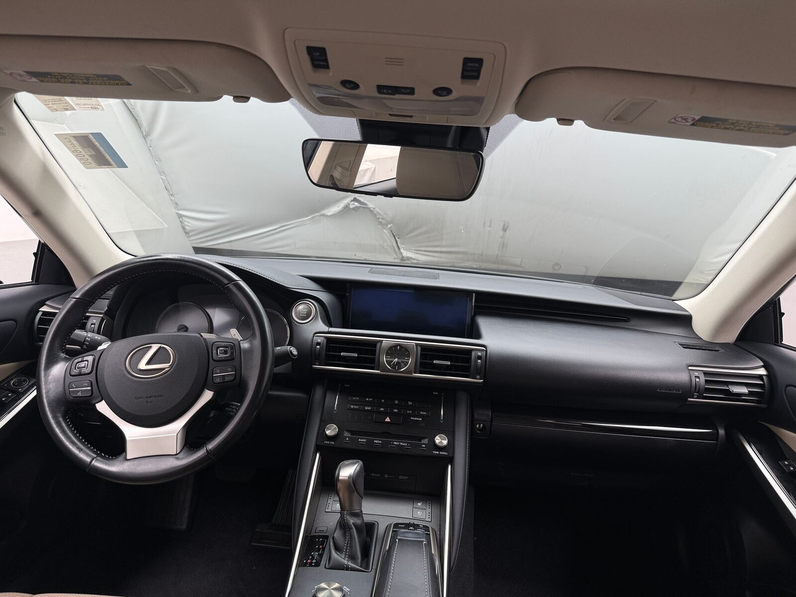 2017 Lexus IS