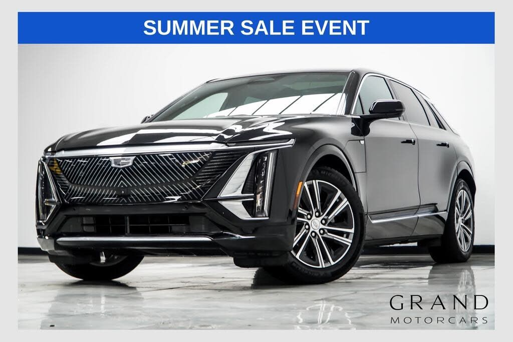 2024 CADILLAC Lyriq