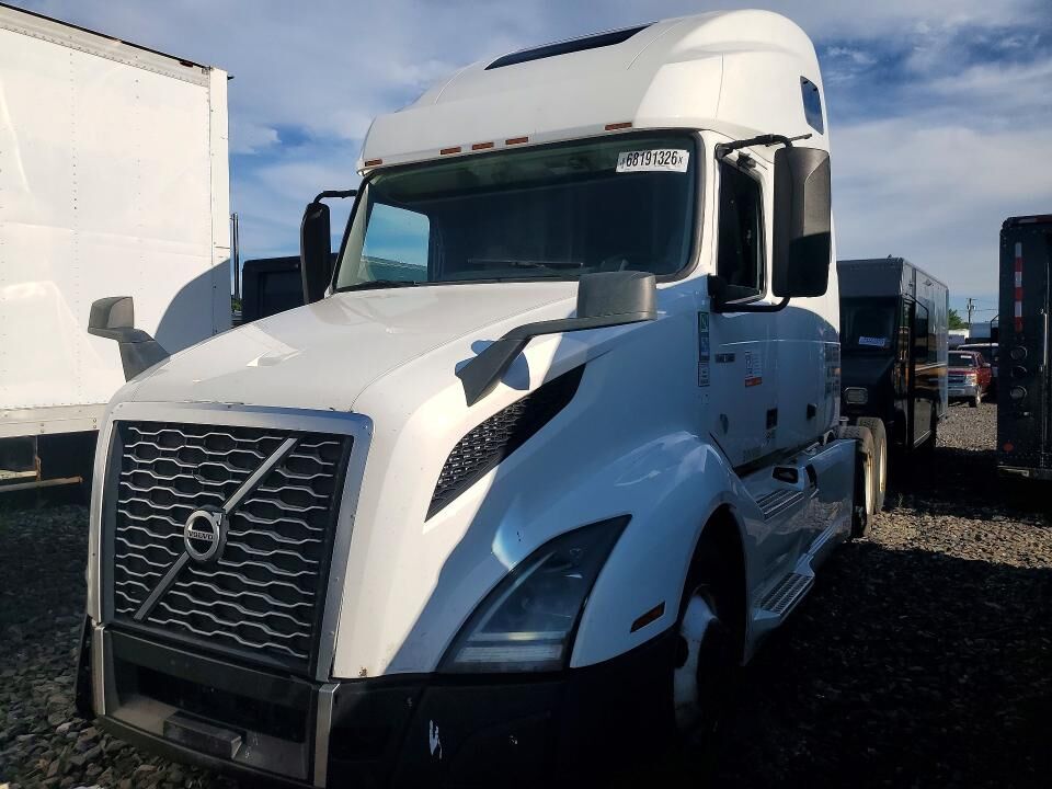 2019 VOLVO TRUCK VNL