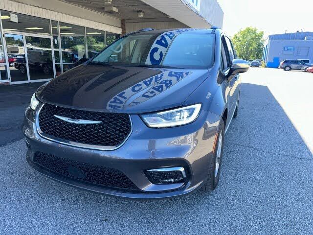 2023 CHRYSLER Pacifica