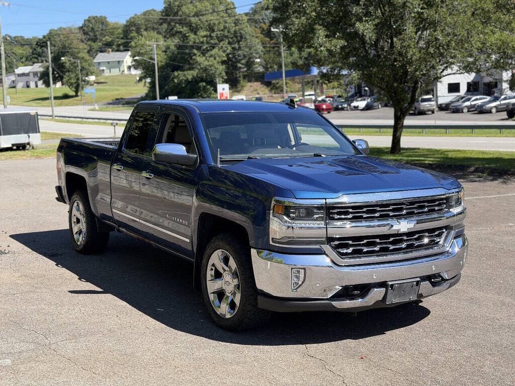 2017 CHEVROLET Silverado