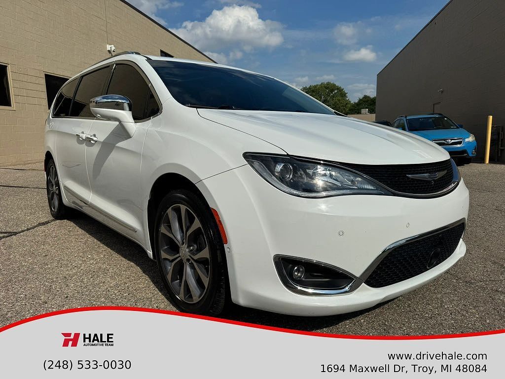 2017 CHRYSLER Pacifica