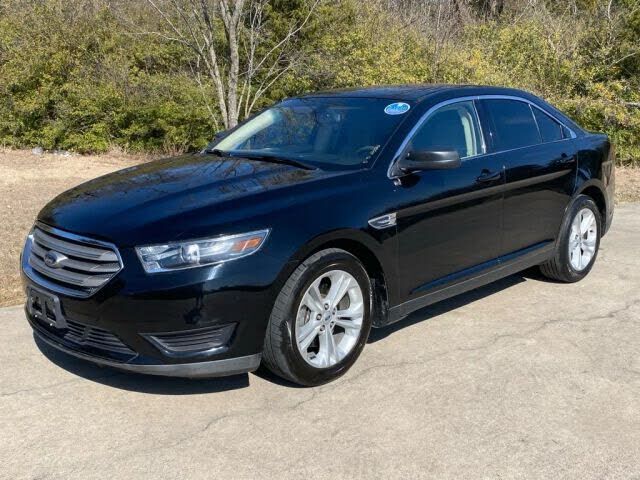 2016 FORD Taurus