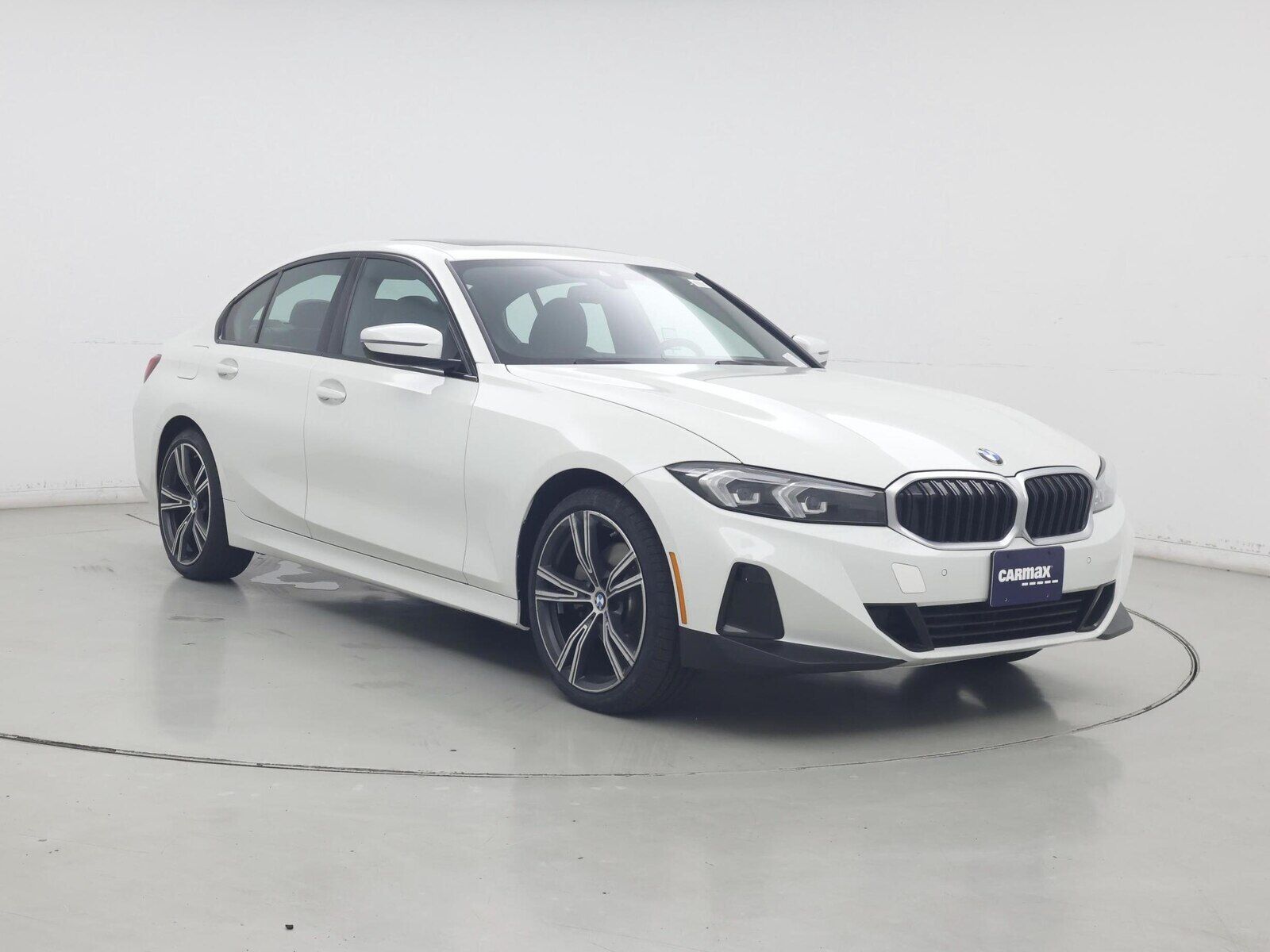 2023 BMW 330i
