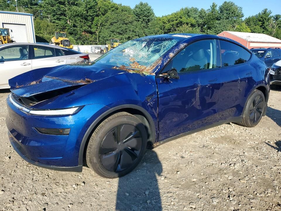 2026 TESLA Model Y