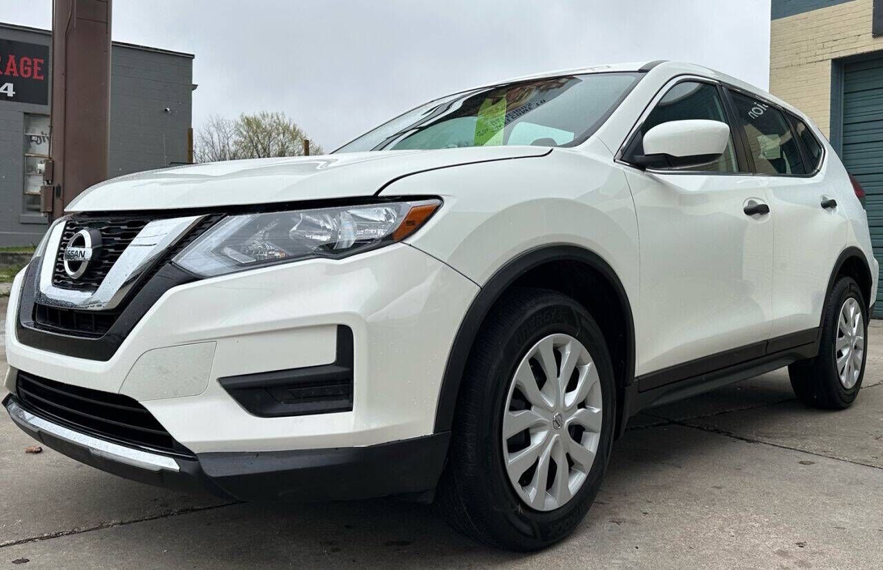 2017 NISSAN Rogue