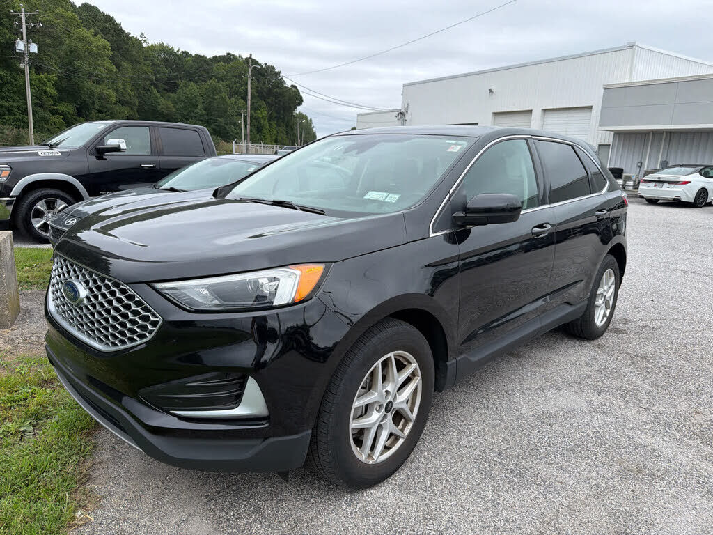 2024 FORD Edge