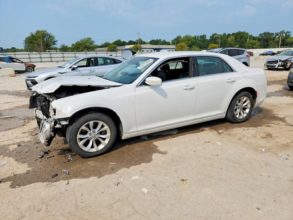 2015 CHRYSLER 300