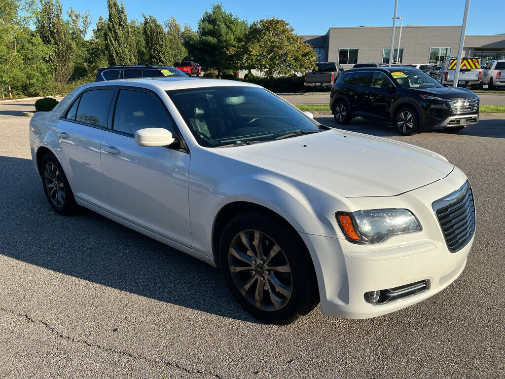 2014 CHRYSLER 300