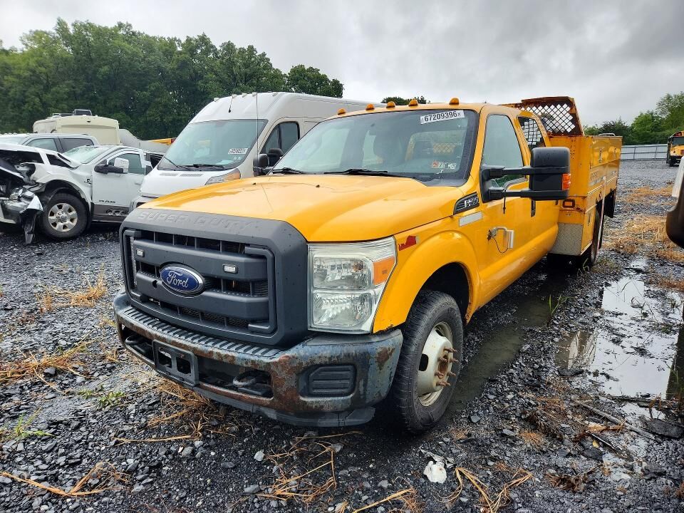 2015 FORD F-350