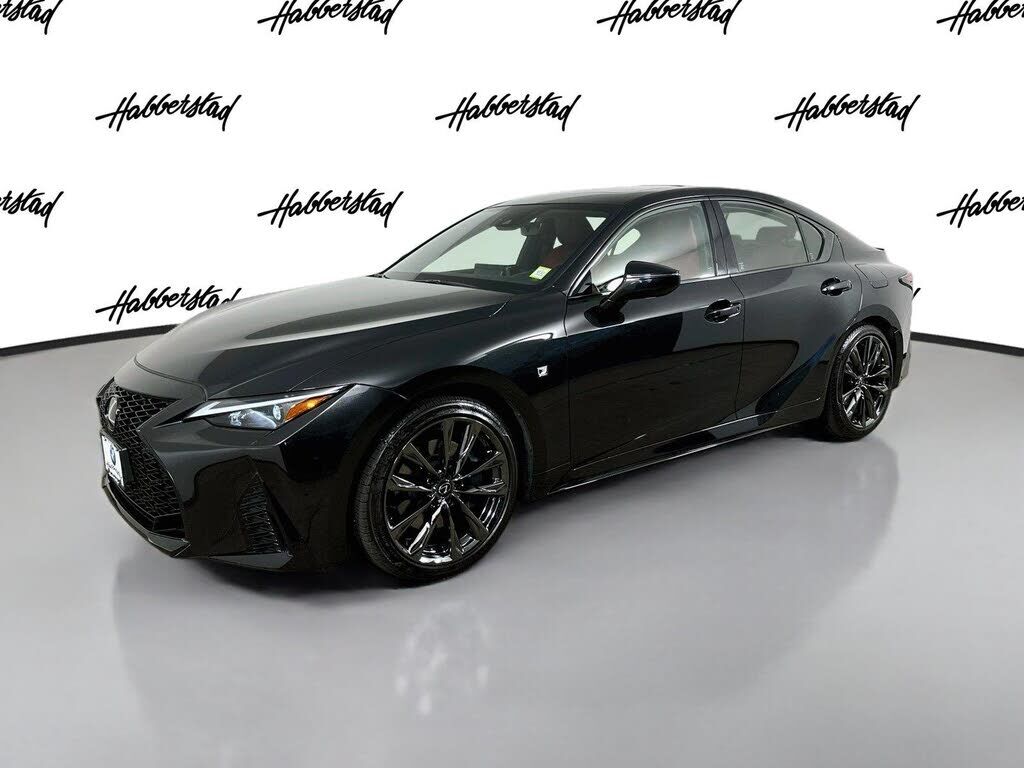 2025 LEXUS IS
