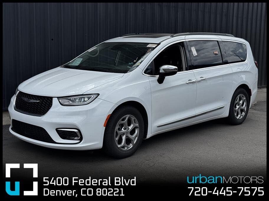 2023 CHRYSLER Pacifica