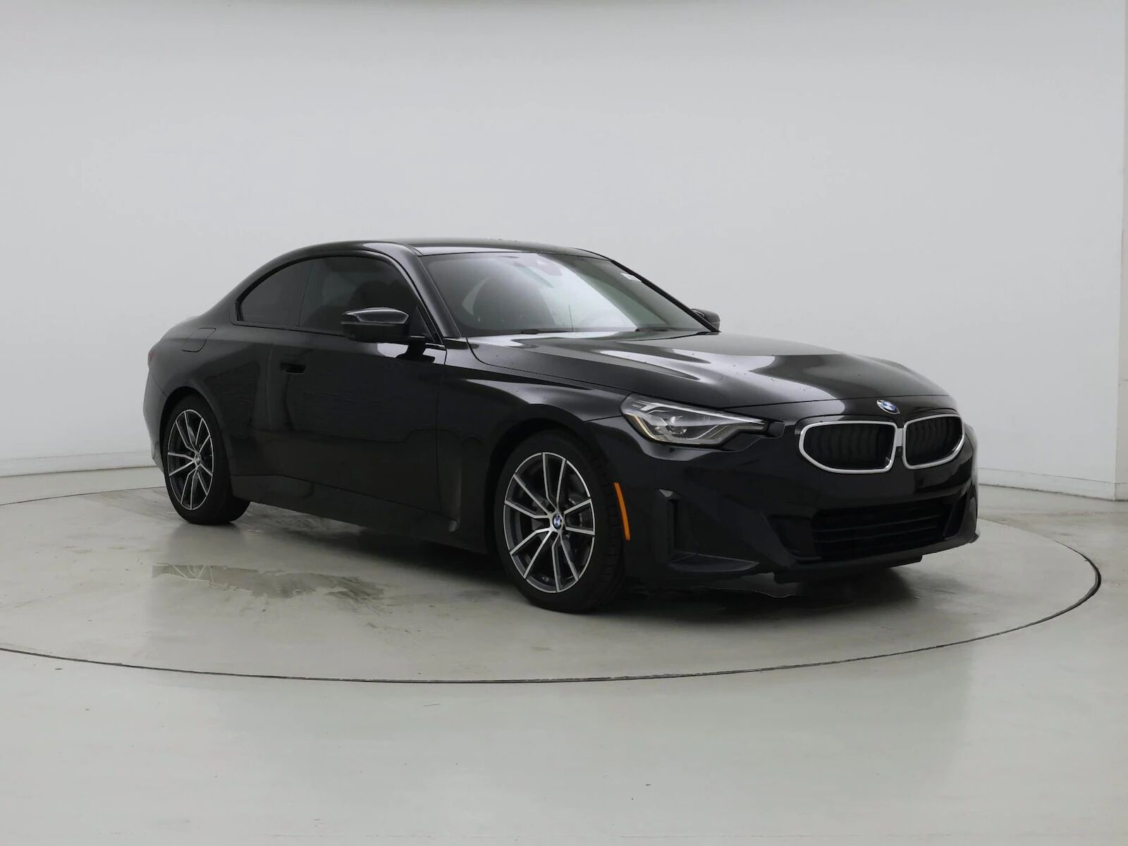2023 BMW 230i