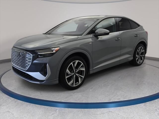 2024 AUDI Q4