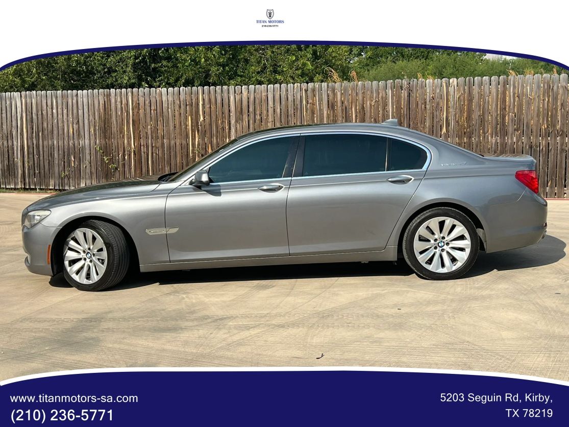 2011 BMW 750Li