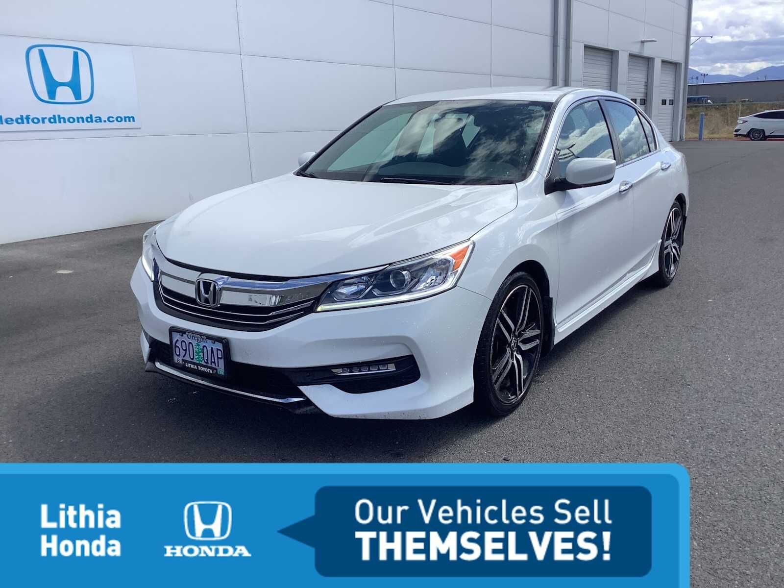 2016 HONDA Accord