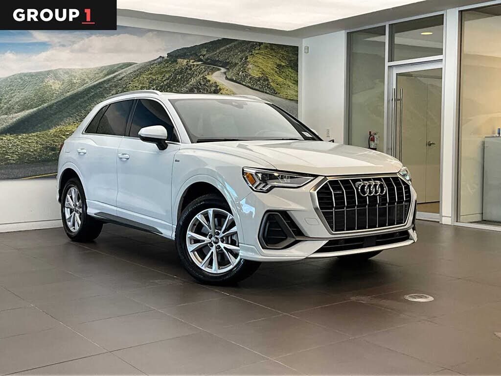 2024 AUDI Q3