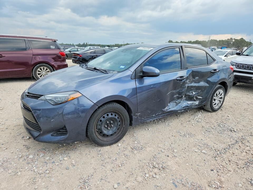 2018 TOYOTA Corolla