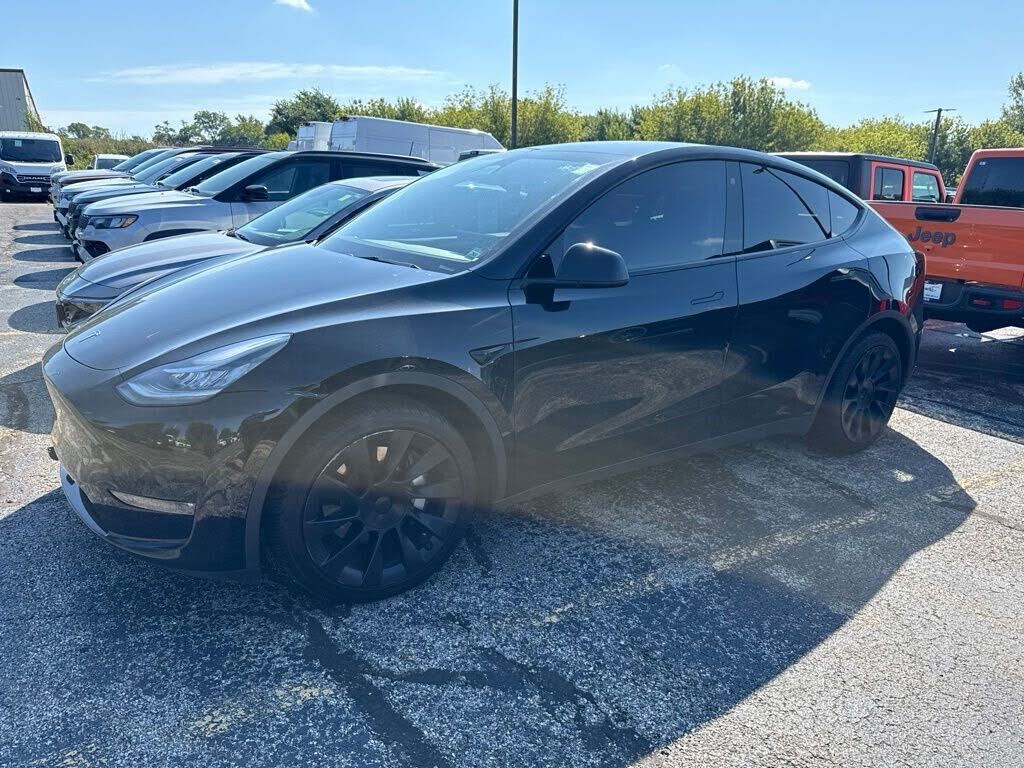 2022 TESLA Model Y