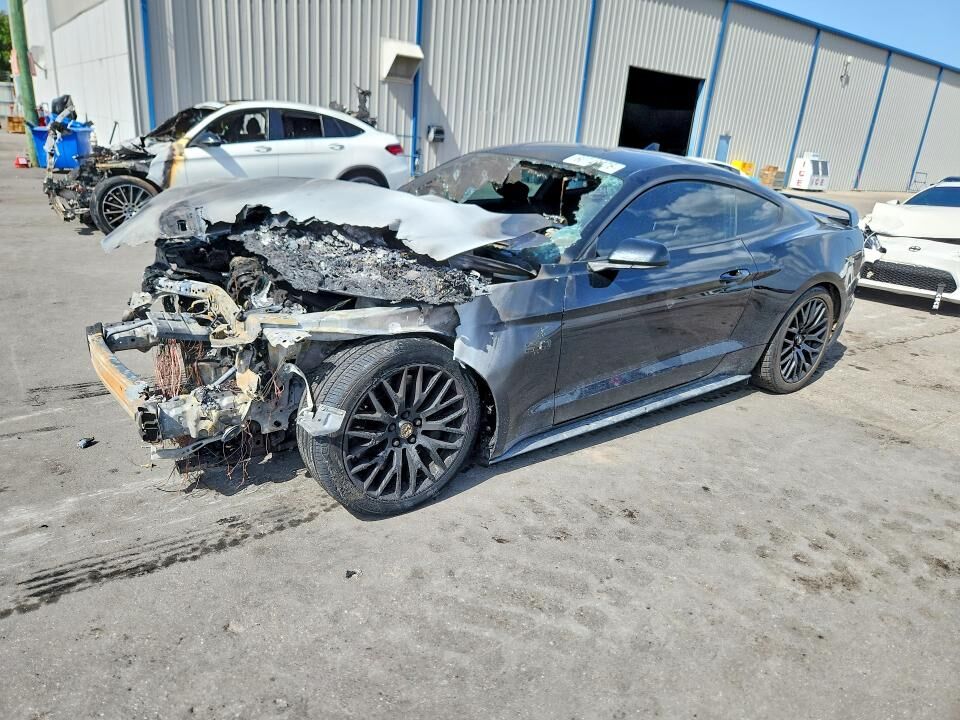 2020 FORD Mustang