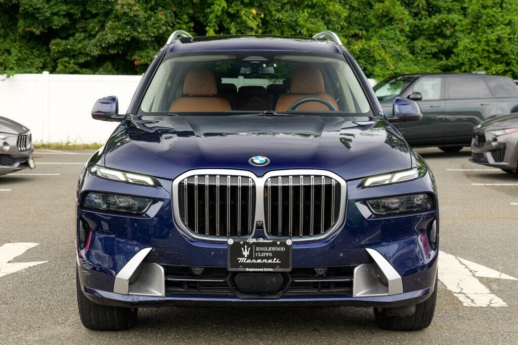 2024 BMW X7
