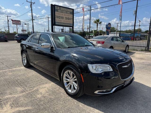2016 CHRYSLER 300
