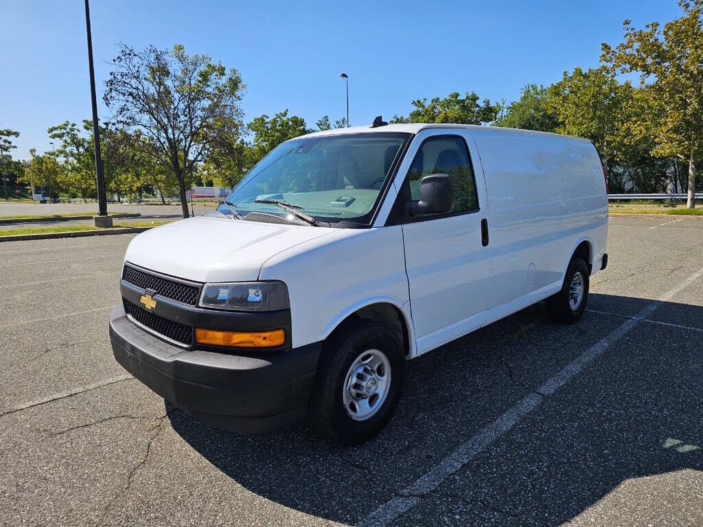 2019 CHEVROLET Express