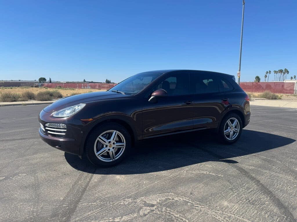 2014 PORSCHE Cayenne