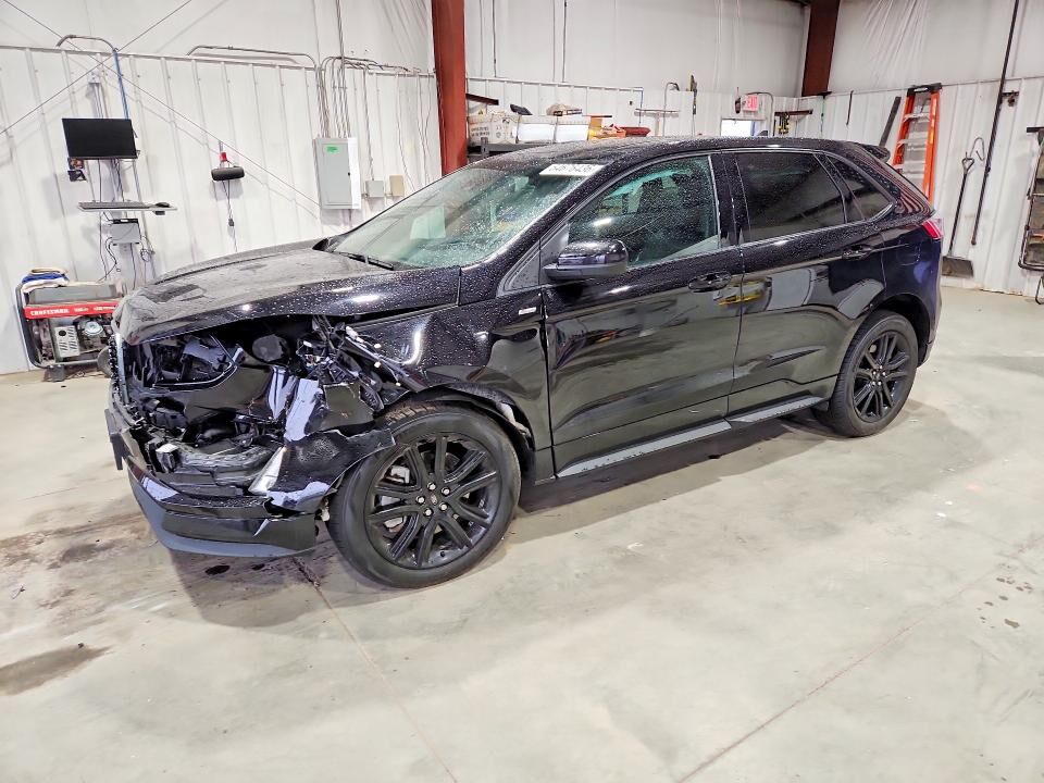 2022 FORD Edge
