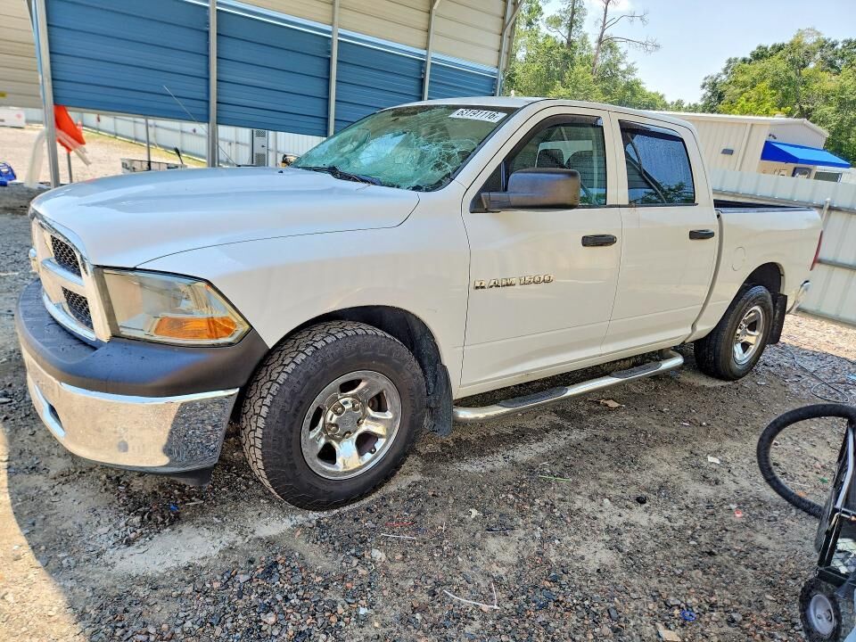 2011 DODGE Ram